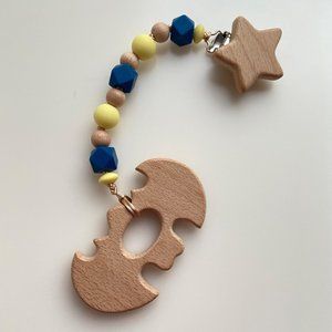 Modern Baby Teether Clip - BATMAN Toy - NEW